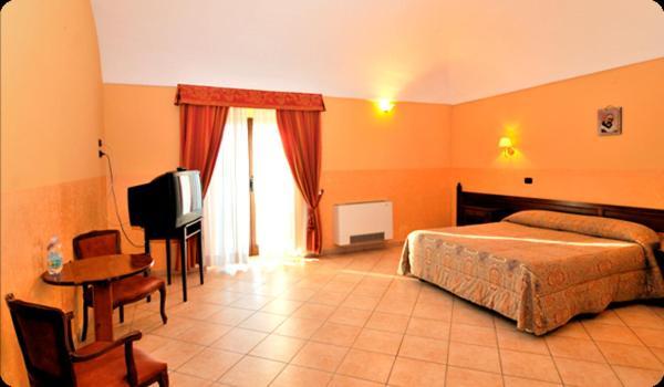 Tenuta Santa Lucia Otel San Giovanni Rotondo Dış mekan fotoğraf
